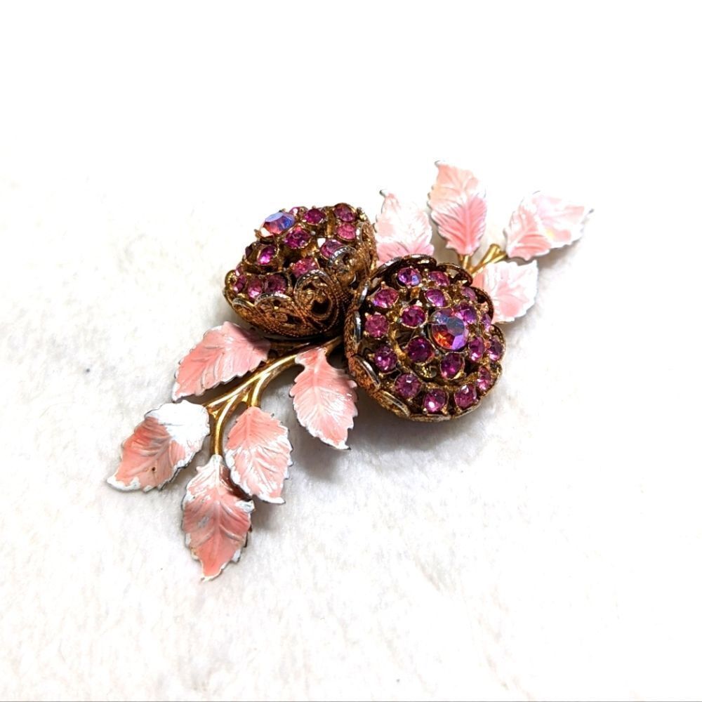 Vintage 50's Pink Dual Flower Rhinestone Brooche with Pink Enameled Leaves - Picture 4 of 8